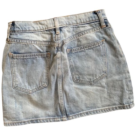 Gap Denim Light Wash Distressed Denim Mini Petite's Skirt - Picture 5 of 5